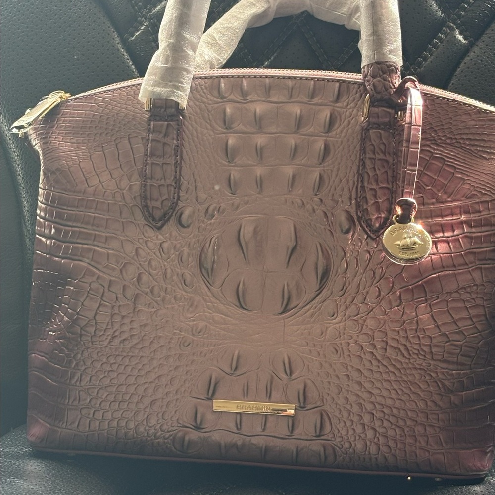 Elegant Crocodile-Embossed Handbag in Rich Brown